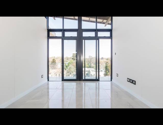 2 BEDROOM PROPERTY TO RENT IN HOUGHTON ESTATE